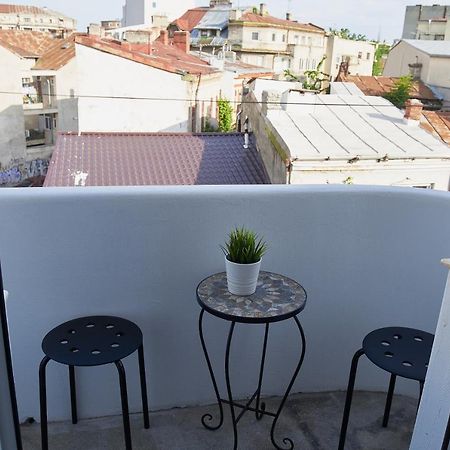 Metropole Apartments Old Town Бухарест Экстерьер фото