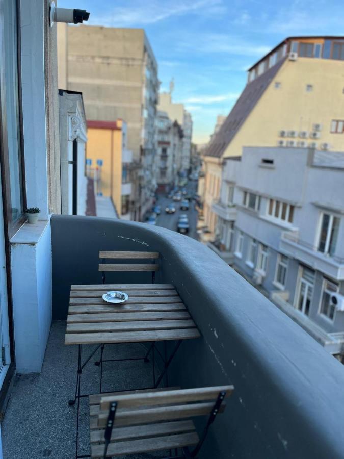 Metropole Apartments Old Town Бухарест Экстерьер фото