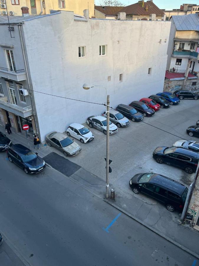 Metropole Apartments Old Town Бухарест Экстерьер фото