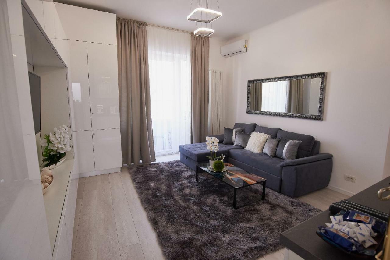 Metropole Apartments Old Town Бухарест Экстерьер фото